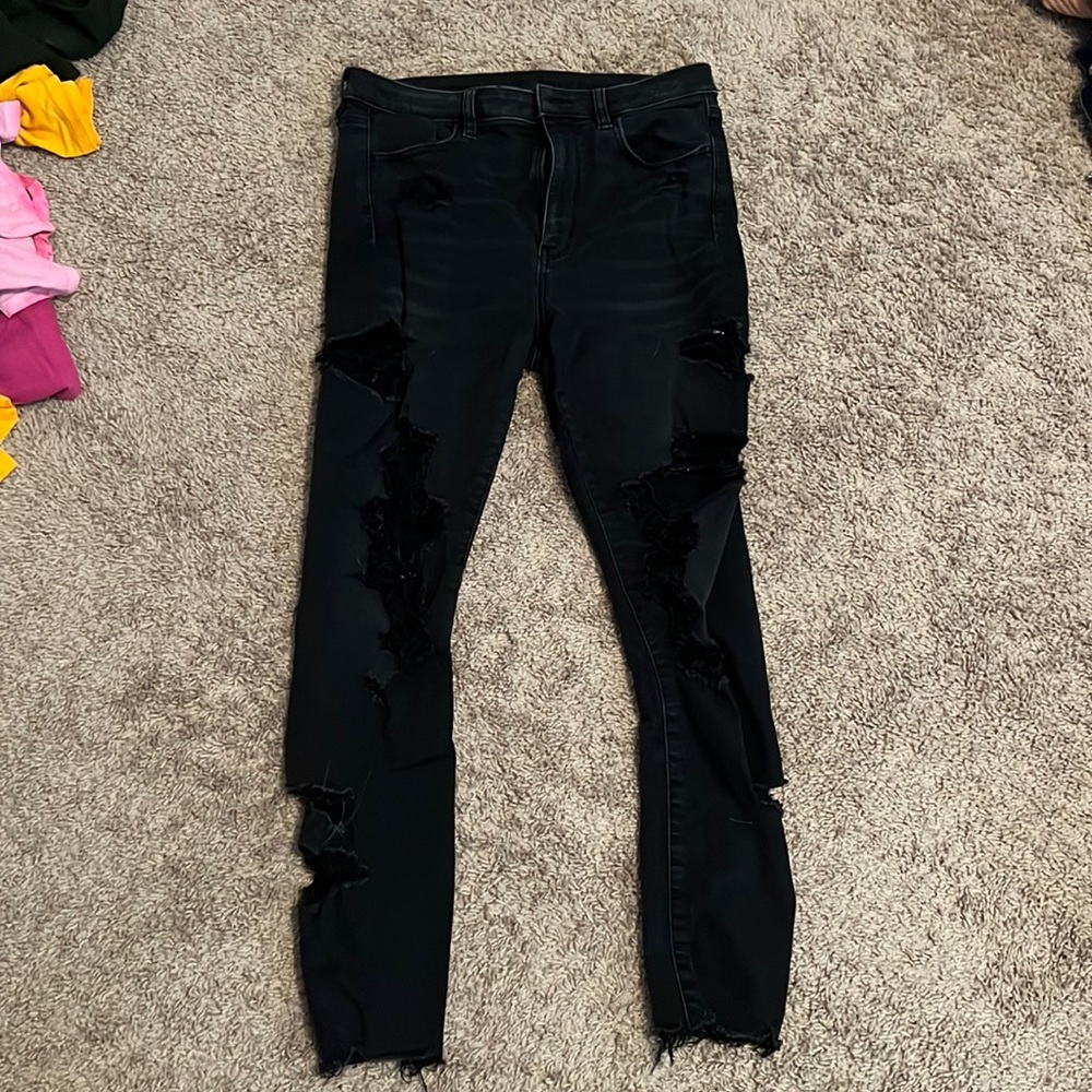 Black ripped American eagle jeans